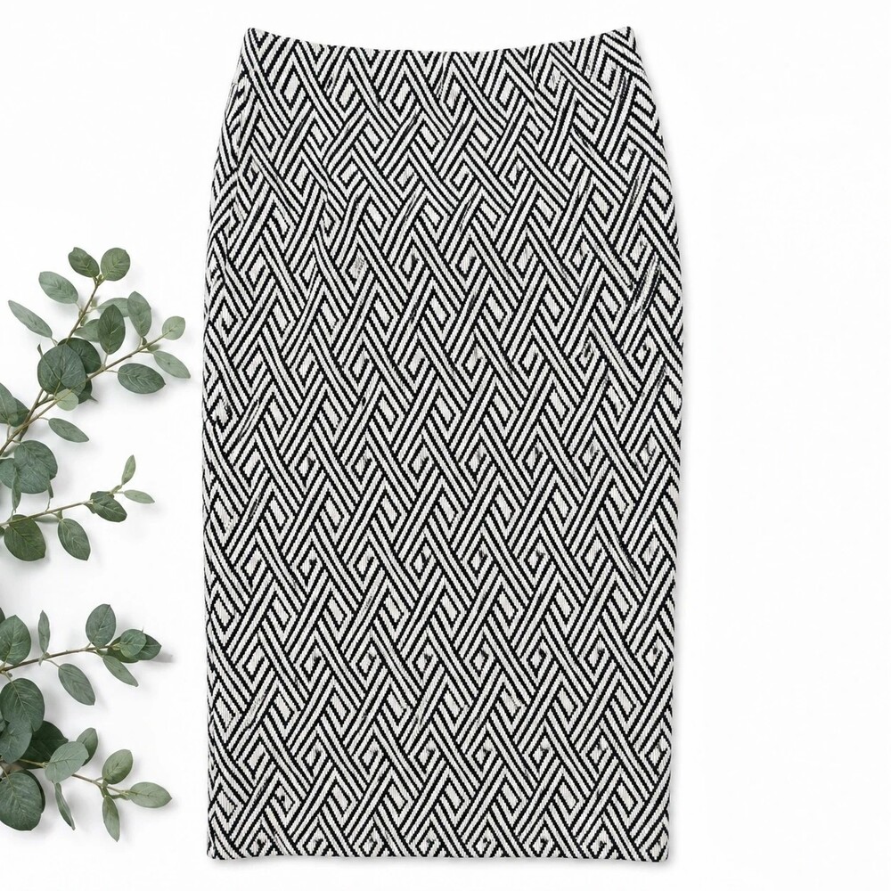 Zara Trafaluc Black & White Geometric Knit Pencil Skirt | Size M